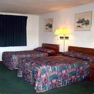Budget Motel Rockwood Exterior photo