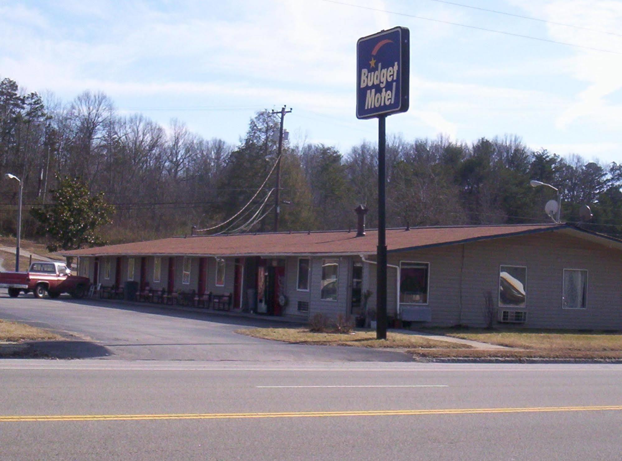 Budget Motel Rockwood Exterior photo