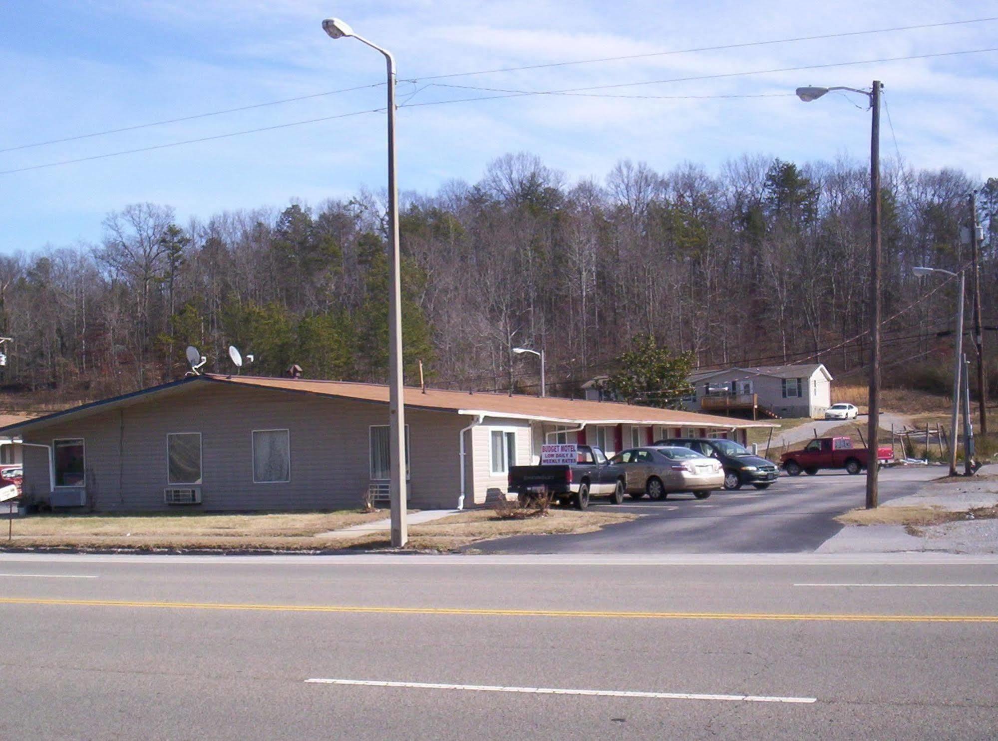 Budget Motel Rockwood Exterior photo